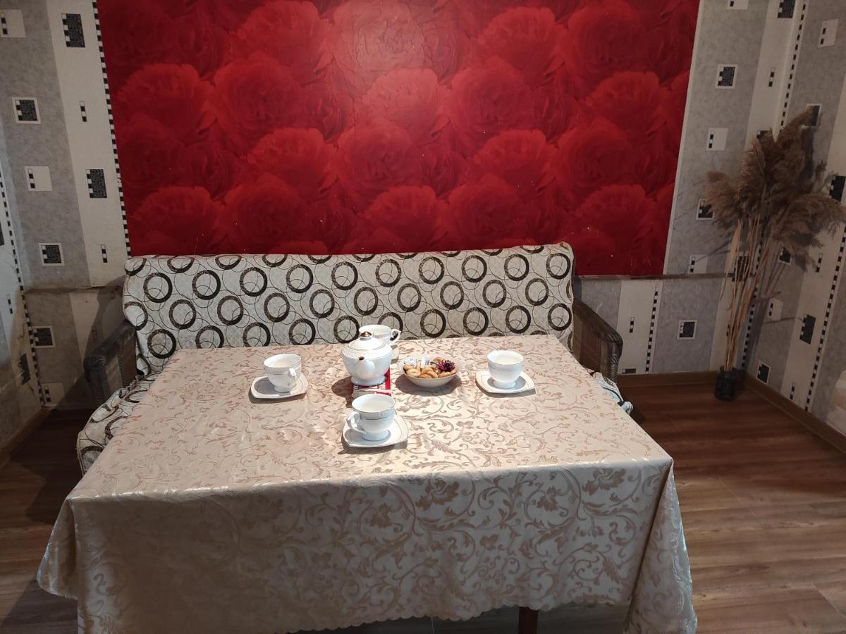 Garden Hotel And Hostel Бишкек Екстериор снимка